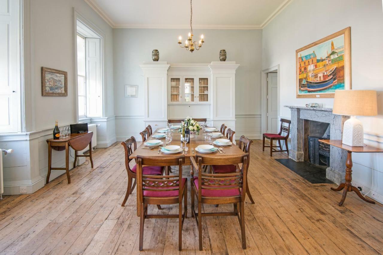 Merchant'S House - Large Two Floor Apartment!! Sleeps Up To 11 People, First Floor Available Separately, Sleeping 2 People At A Reduced Rate!!! Eyemouth Extérieur photo