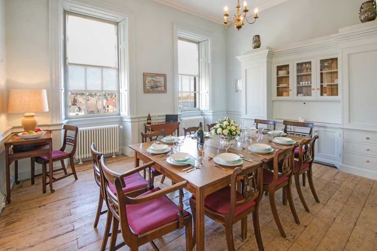 Merchant'S House - Large Two Floor Apartment!! Sleeps Up To 11 People, First Floor Available Separately, Sleeping 2 People At A Reduced Rate!!! Eyemouth Extérieur photo